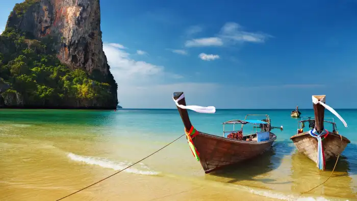 Beach Boat Background Free Wallpaper Download