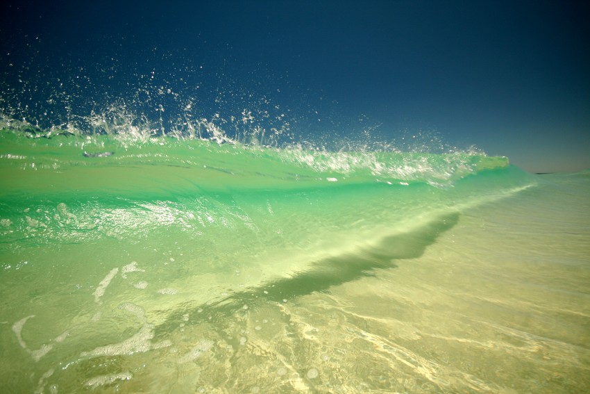 Beach Water Waves HQ   High Resolution Background  Download