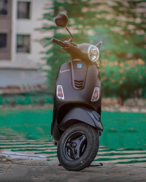 Black Scooty CB Edits Background