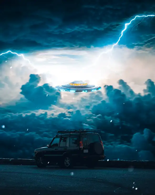 CB UFO IN Sky Thunder Background  HD  Download