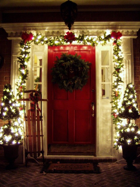 Christmas Door HD Background Wallpaper