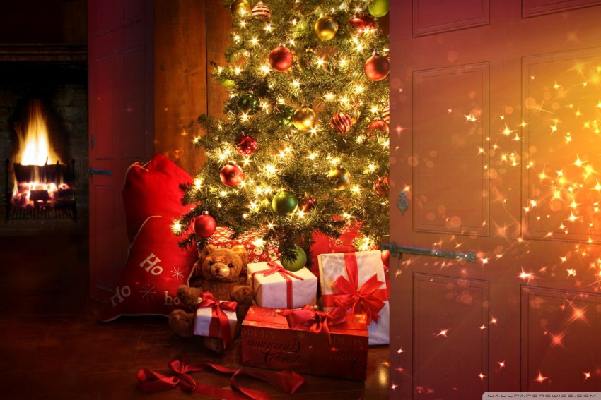 Christmas Door HD Background Wallpaper