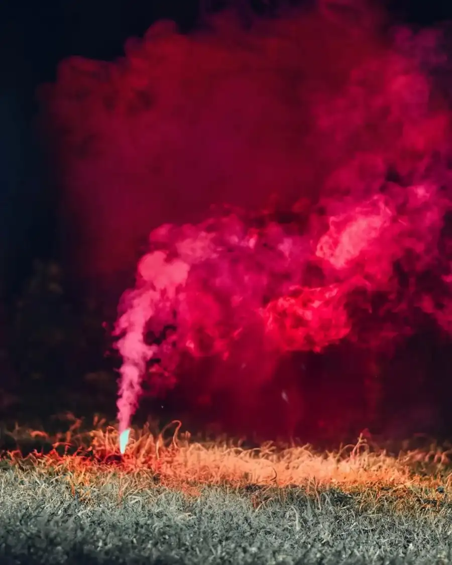 Editing Large Explosion In A Field Background