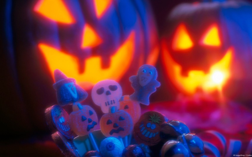 Halloween Blurred  Wallpaper Background  Pic