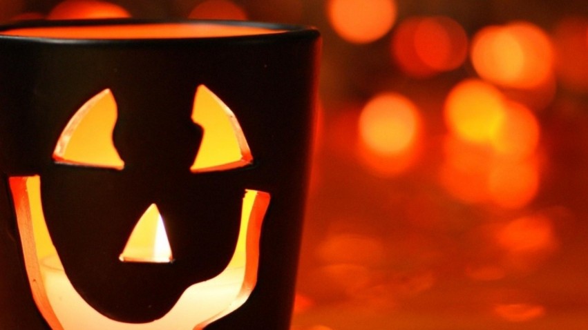 Halloween Blurred  Wallpaper Background  Pic