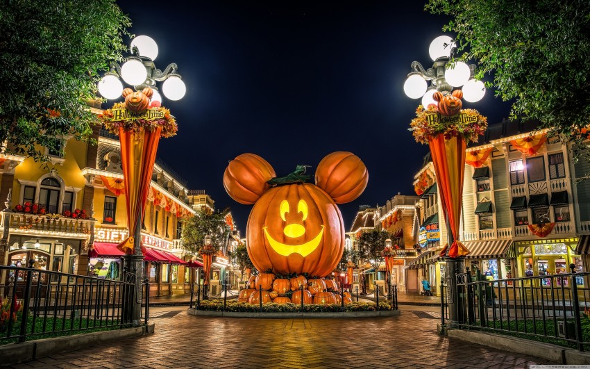 Halloween Street Background HD Wallpaper