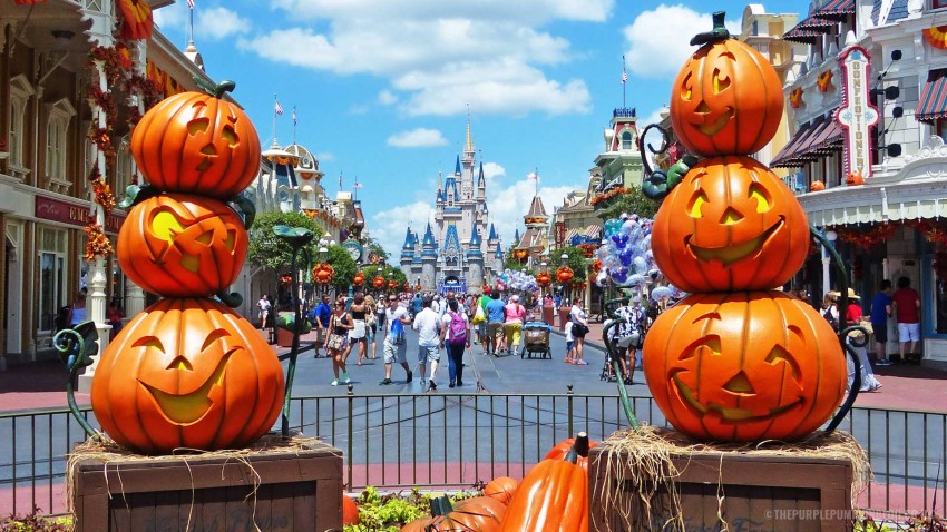 Halloween Street Background HD Wallpaper