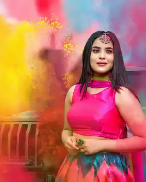 Happy Holi Background With Girl Free Download