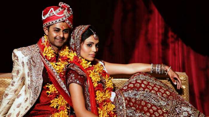 Hindu Wedding Couple Background HD Wallpaper