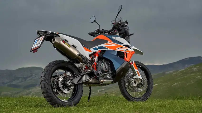 KTM Adventure Background HD Photos Images Download