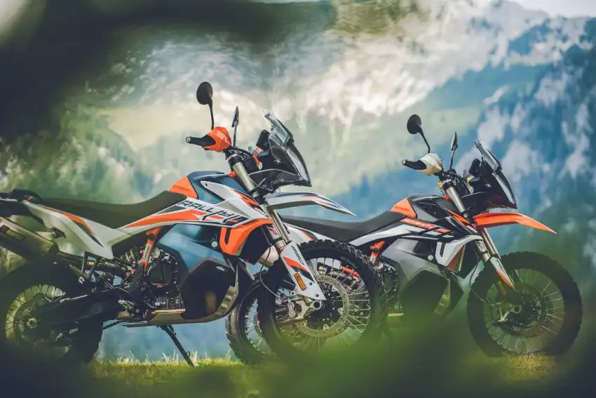 KTM Background HD Photos Images Download Free