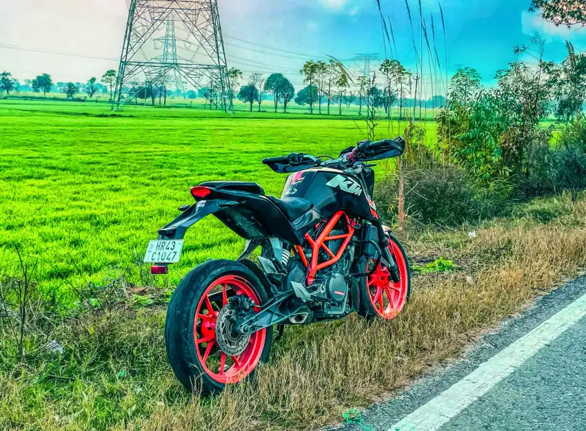 KTM Bike Road Side Editing Background HD Download