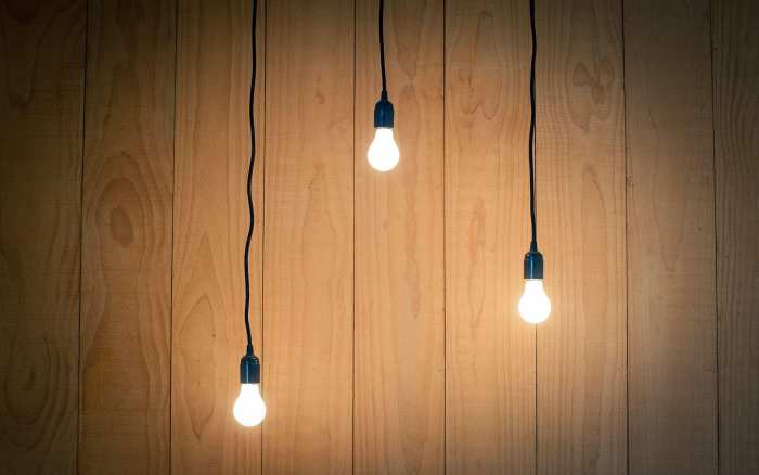 Light Wood Light Bulb Background Free Wallpaper HD