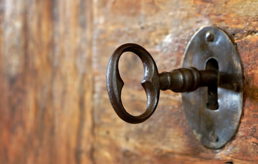 Lock Door HD Background Wallpaper Pic