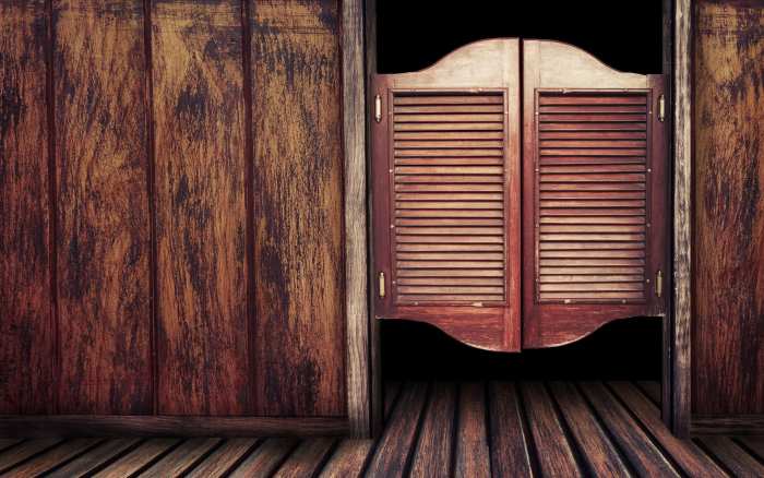 Old Wood Door Background Free Wallpaper