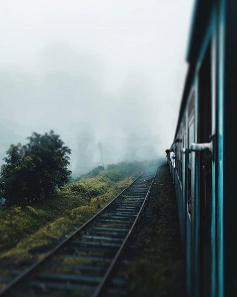 Train CB Editing Picsart Background