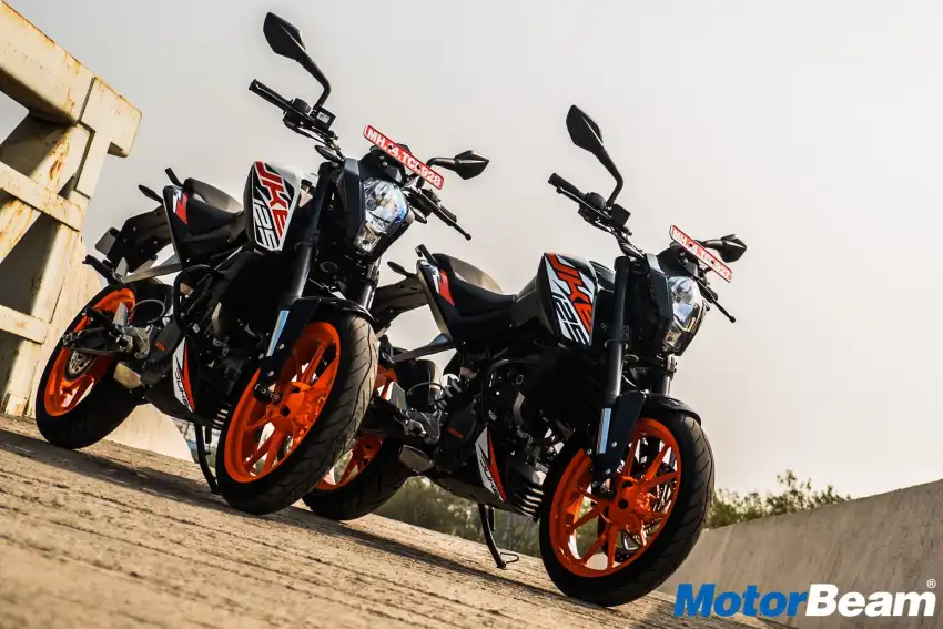 Two Duek KTM Background HD Download Free