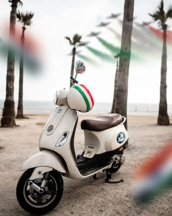 White Scooty 15 August Photo Editing Background HD Download