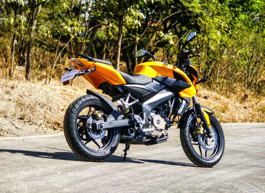 Yellow Pulsar Bike Editing Background HD Download